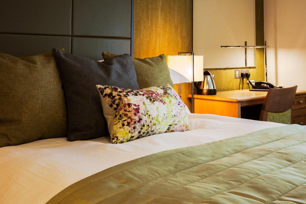 Trout Hotel Кокермут Экстерьер фото