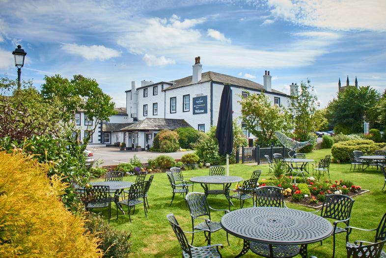 Trout Hotel Кокермут Экстерьер фото