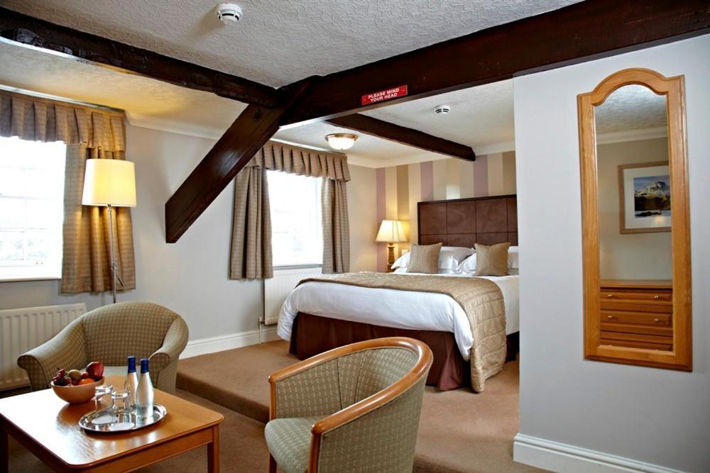 Trout Hotel Кокермут Экстерьер фото